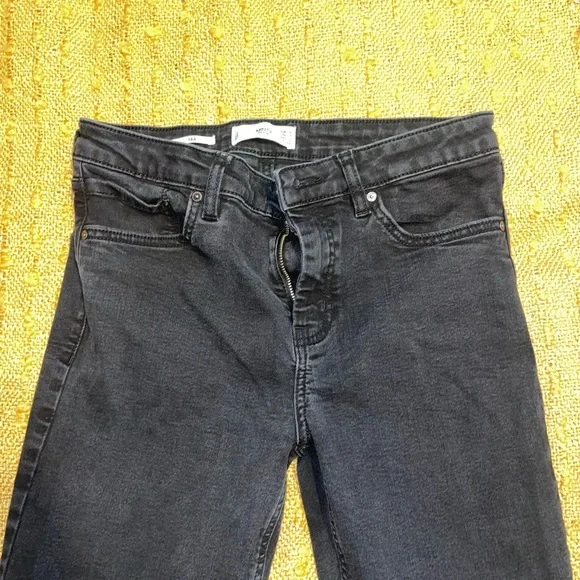 Black Mango Cropped Skinny Jeans - Picture 6 of 10